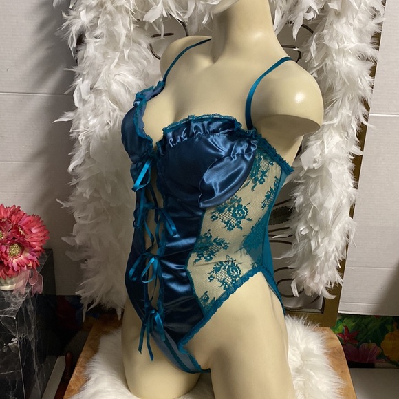 Satin Teddy Sexy Lingerie - Picture 8 of 10